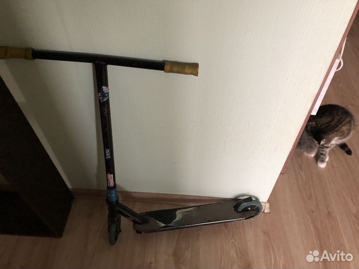 Самокат трюковой