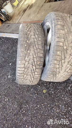 Nokian Tyres Hakkapeliitta 7 SUV 275/45 R20