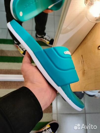 Сланцы Adidas