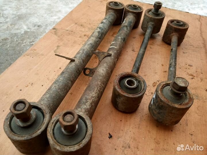 Toyota 4runner 130 Тяги реактивные продольные