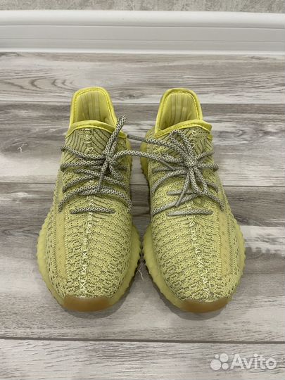 Кроссовки adidas yeezy boost