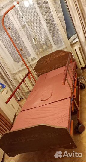 Медицинская функциональная кровать