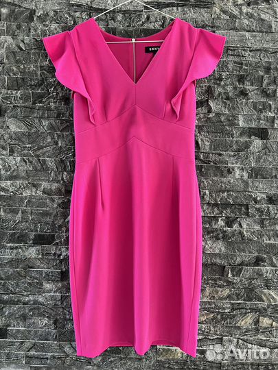 Платье dkny 42-44 фуксия на выпускной коетейльное