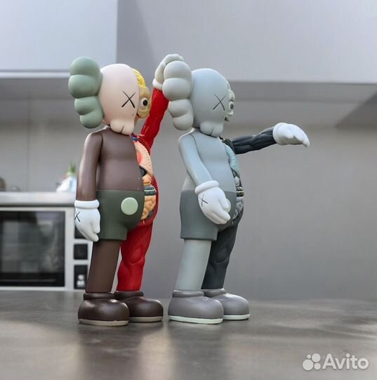 Фигурки kaws анотомические