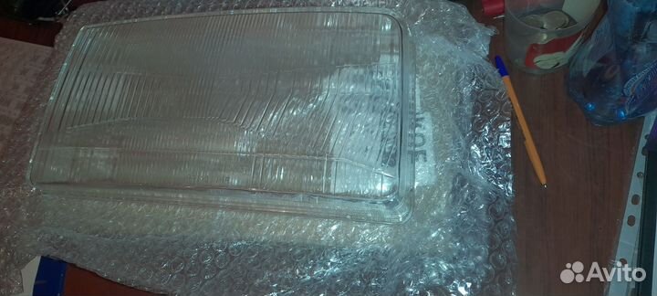 Стекла на фары Фольксваген T4 прямые пр и лев