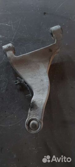 Рычаг задний левый верхний Nissan Murano
