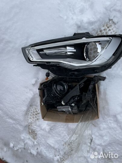 Фара левая Audi A3 8v