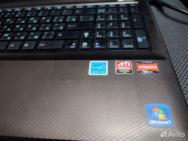 Ноутбук asus