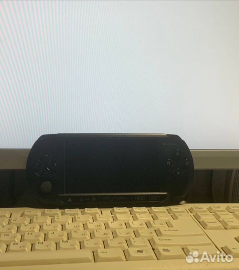 Sony PSP e 1008 прошитая