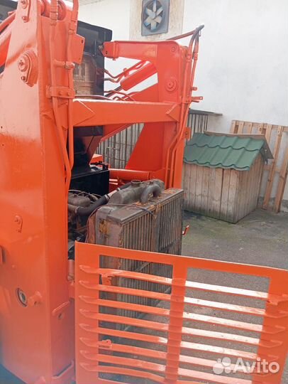 Мини-погрузчик UNC 060, 1988