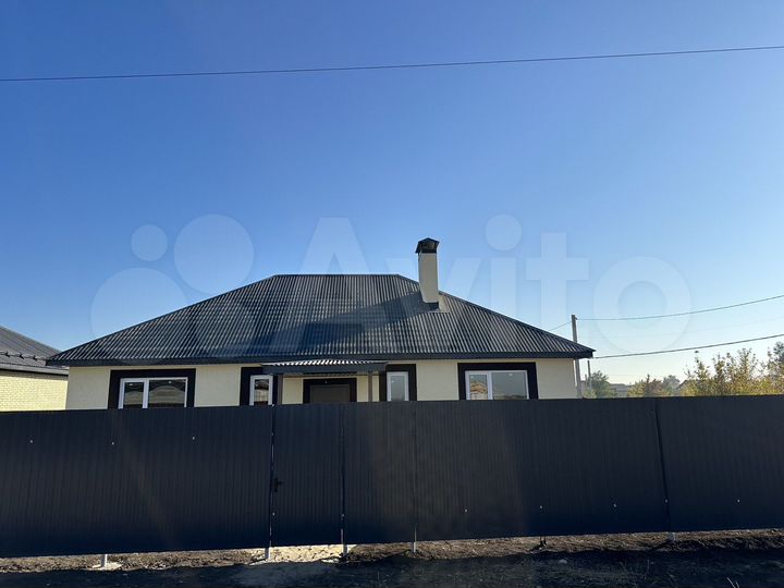 Дом 98 м² на участке 6 сот.