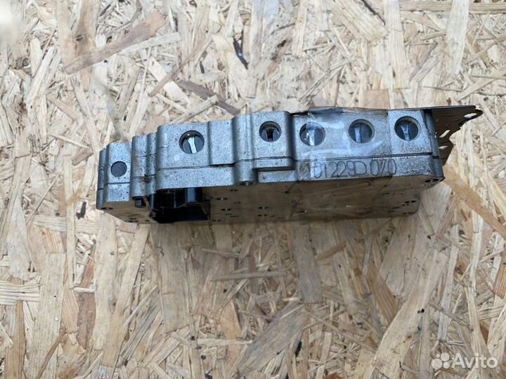 Блок АКПП клапанов пластина передний левый Opel