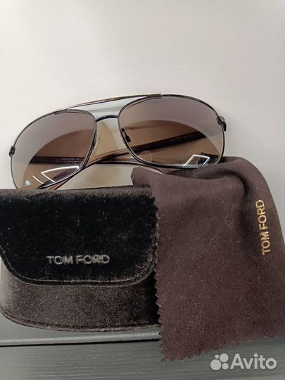 Солнцезащитные очки мужские tom ford