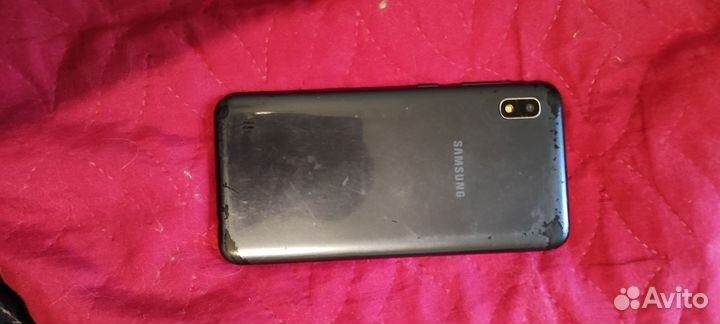 Samsung Galaxy A10, 2/32 ГБ