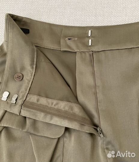 Versace шорты. Оригинал. Размер 42-44. Шелк