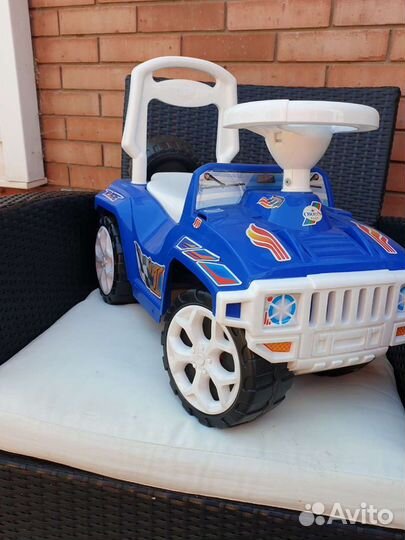 Машинка-каталка Джип новый