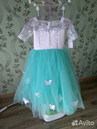 Платье нарядное