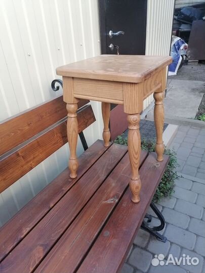 Стулья и табуретки бу