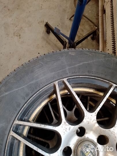 Nexen Roadian HP 215/65 R16