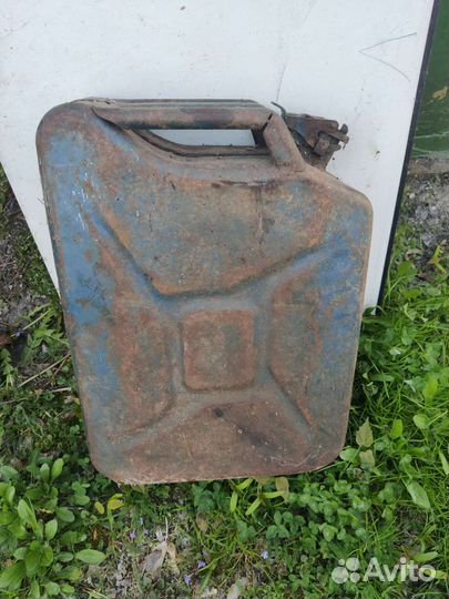 Канистра СССР 20л