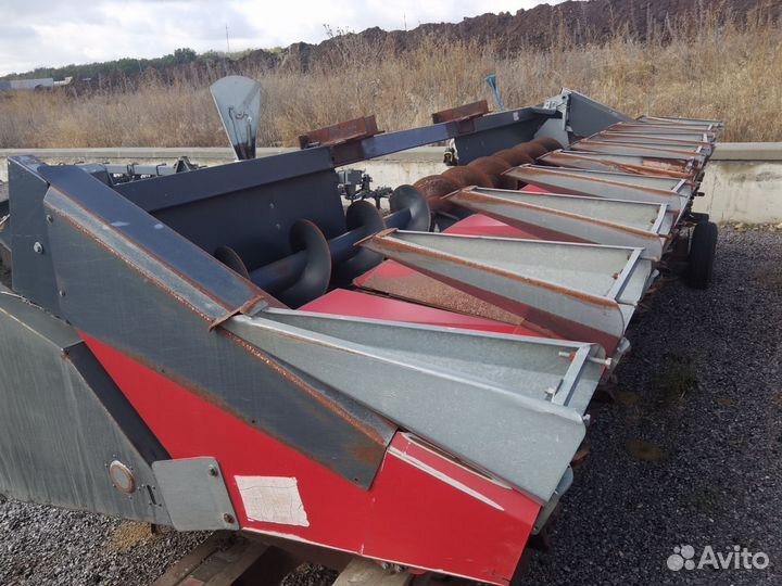 Жатка кукурузная Доминони