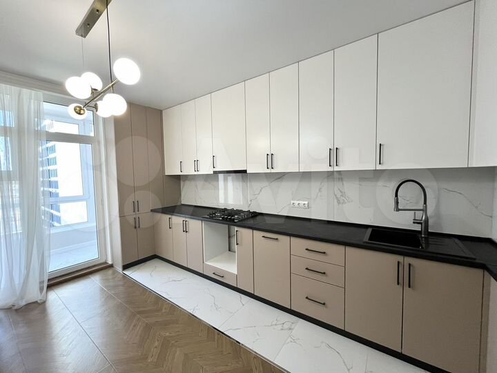 2-к. квартира, 63 м², 6/12 эт.