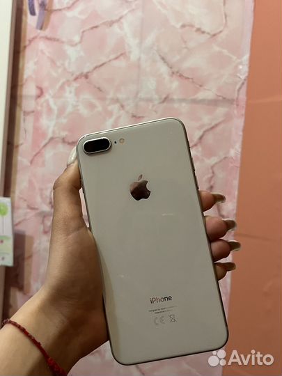 iPhone 8 Plus, 128 ГБ