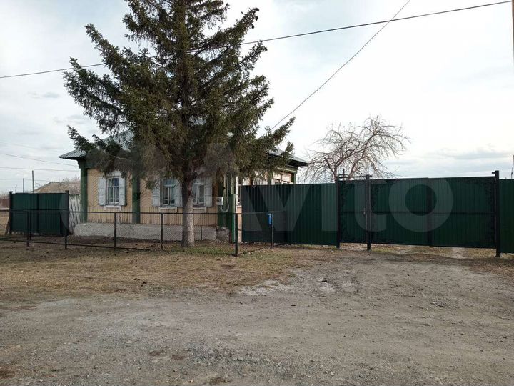 Дом 40 м² на участке 6 сот.