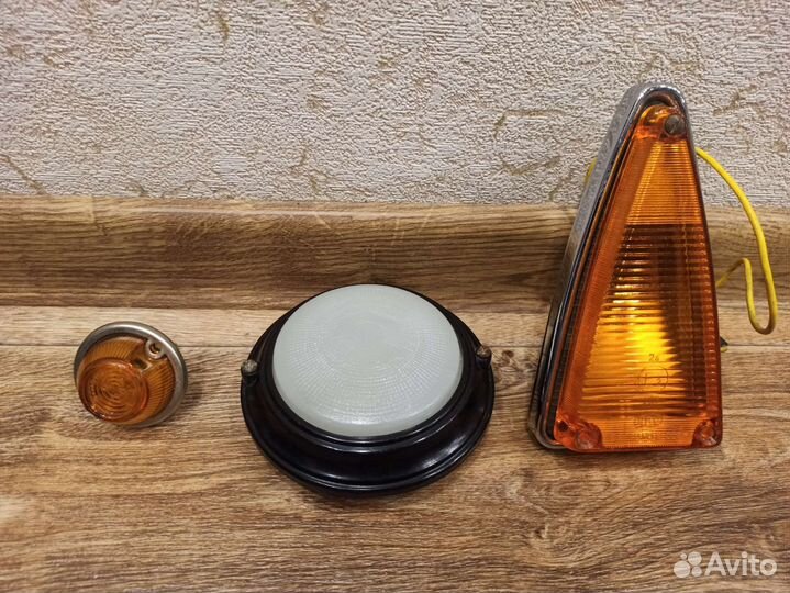 Поворотники и плафон на автомобили СССР