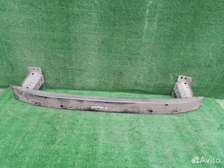 Усилитель переднего бампера Toyota Corolla