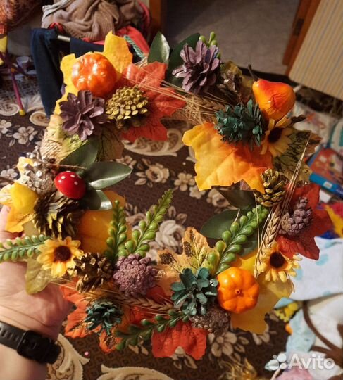 Осенний венок на дверь. Поделка в садик