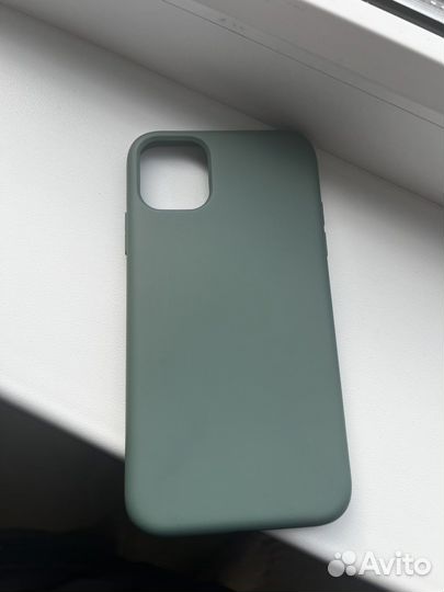 Чехол на iPhone 11