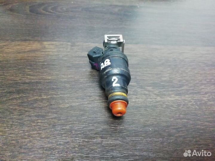 Форсунка инжекторная электрическая Audi A8 D2 ABZ