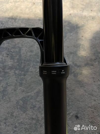 Вилка Rock Shox Gold RL 29