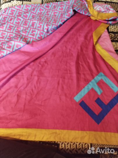 Платок Fendi оригинал