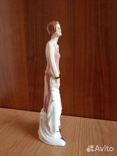 Статуэтка фарфоровая Гëбель Goebel
