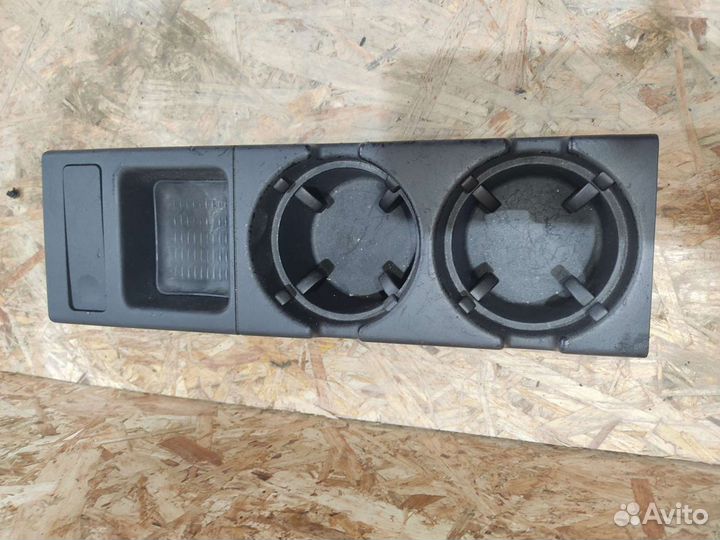 Подстаканник BMW E46