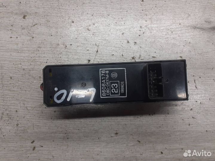 Блок управления стеклами Mitsubishi Lancer 10