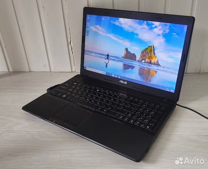 Ноутбук asus X54H