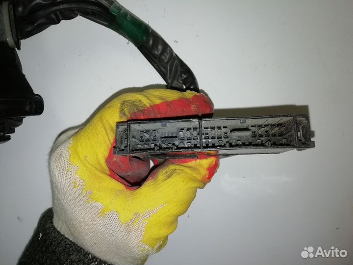 Подрулевой переключатель Toyota carina e