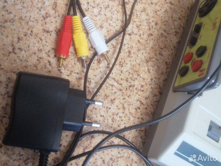 Игровая приставка как dendy