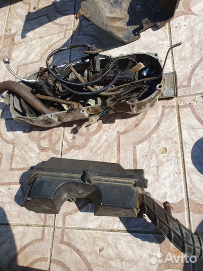 Запчасти на китайский скутер