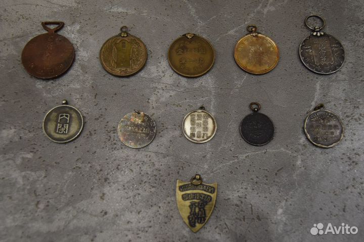 Медали и почетные знаки: Кореи, Японии, Китая