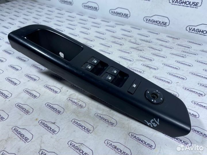 Блок управления стеклами передний левый Kia Ceed