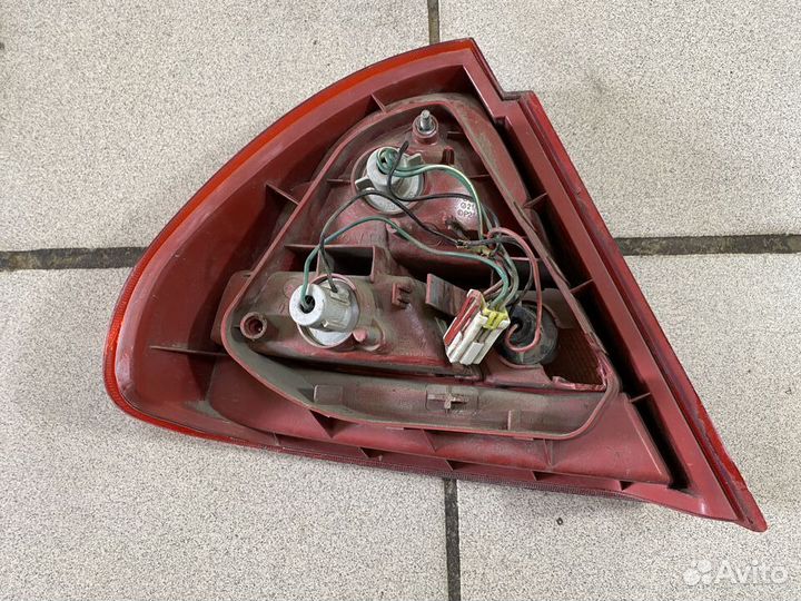 Задний фонарь Mitsubishi Lancer VII седан