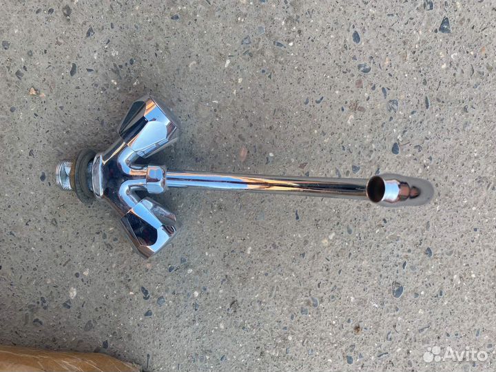 Смеситель для раковины