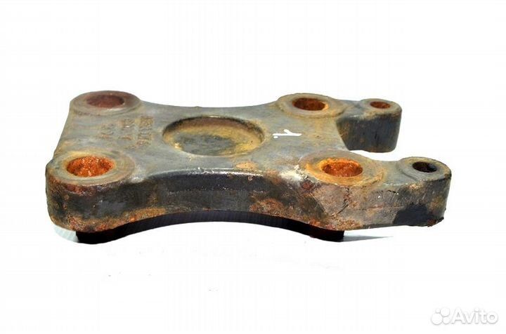 Клиновая проставка под рессору, ведущего моста, ле