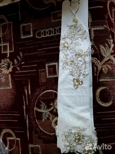 Продам Платье