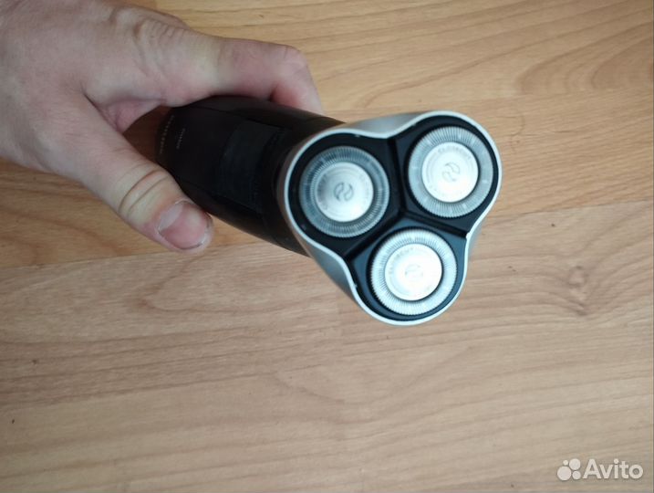 Бритва электрическая philips