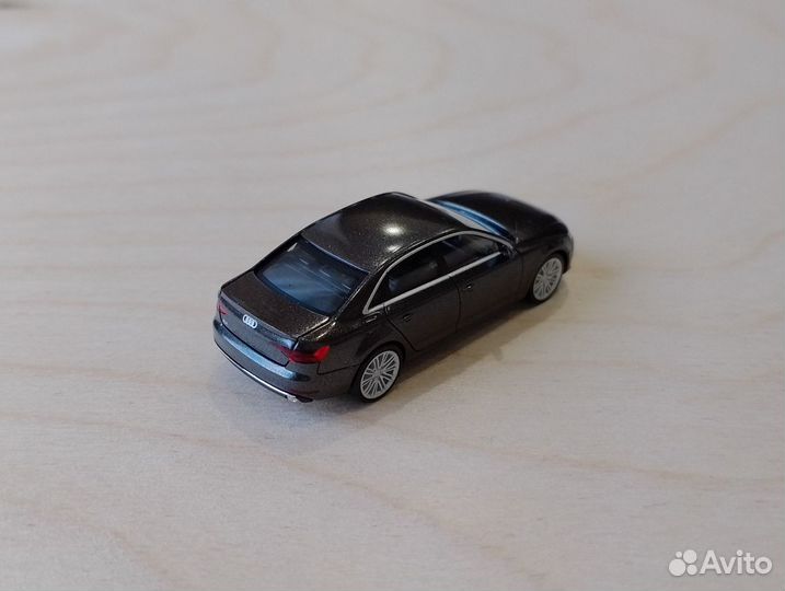 A33) Audi A4 (B9) 2015-2023 коричневый